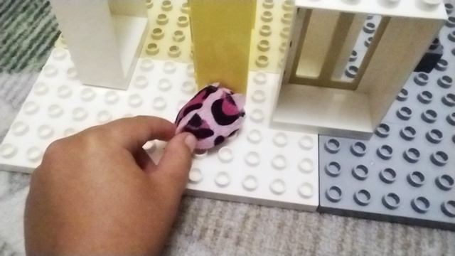 ИГРА DOORS (ПРОХОЖДЕНИЕ ХОМЯКА) РАШ АМБУШ СИК ФИГУРА ХАЛТ ХОРРОР!