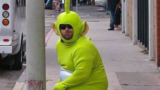 ПО УШИ НА АРТЕ