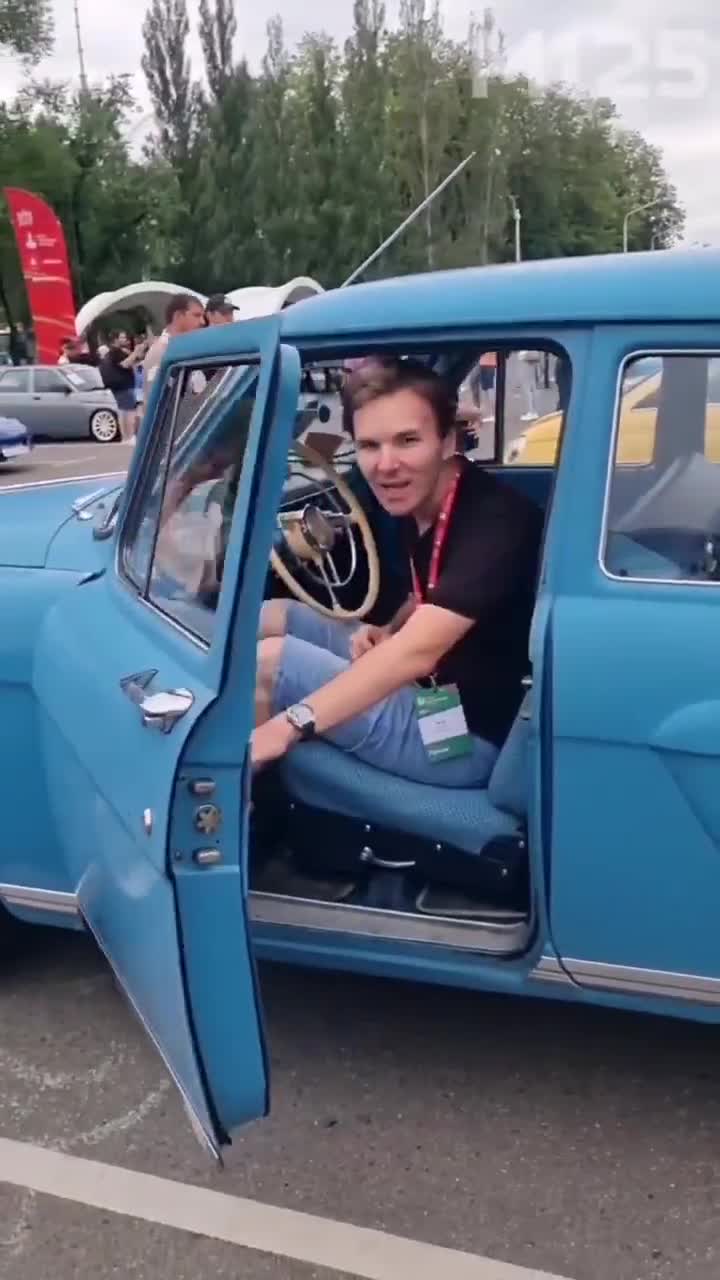 #Фестиваль #ПроДвижение на #ВДНХ! #Москва #выставка #машины #автомобили #авто #ретро #интересно