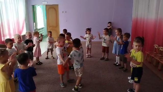 Поздравление с днём рождения одногруппников в детском саду. Володе 3,11