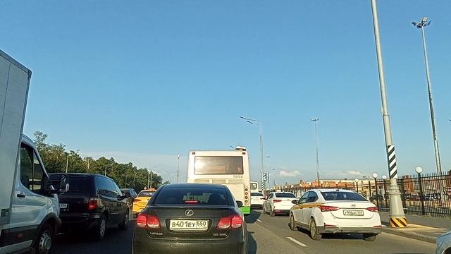 НОЧЬ В ТАКСИ: 10 историй про любовь, измены и ментов