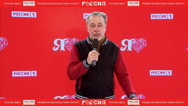 С Днём Театра!