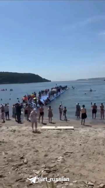 Во Владивостоке установили рекорд на гигантском сапборде