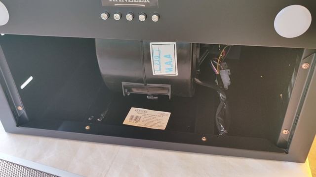 Обзор полновстраиваемой вытяжки Kanzler D 527 S
