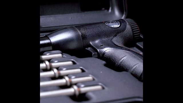 Пневматический молоток композитный набор в кейсе 10 пр. Энерг. уд. 9Дж