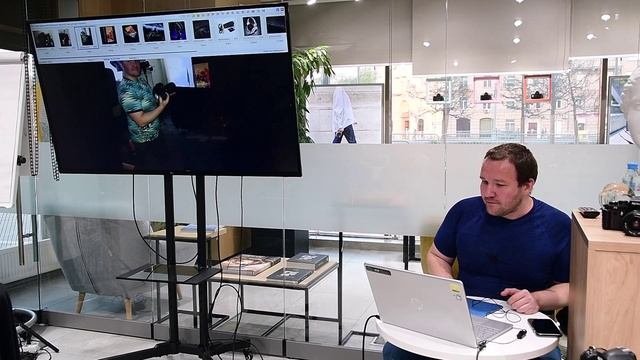 Как фотографировать предметы на чёрном фоне - лекция в школе NIKON