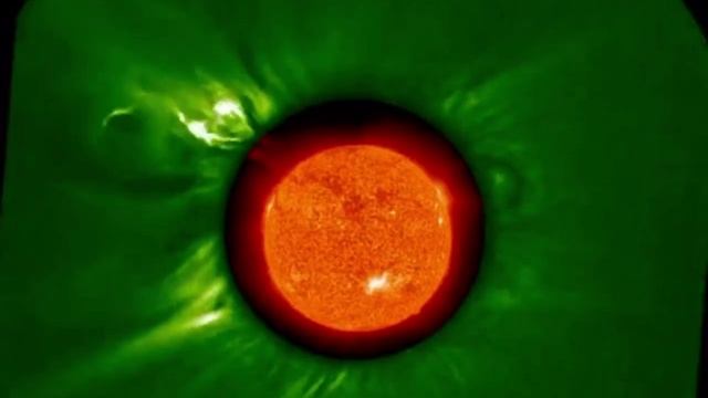 На Солнце произошла мощнейшая вспышка — уже утром Землю накроет сильная магнитная буря