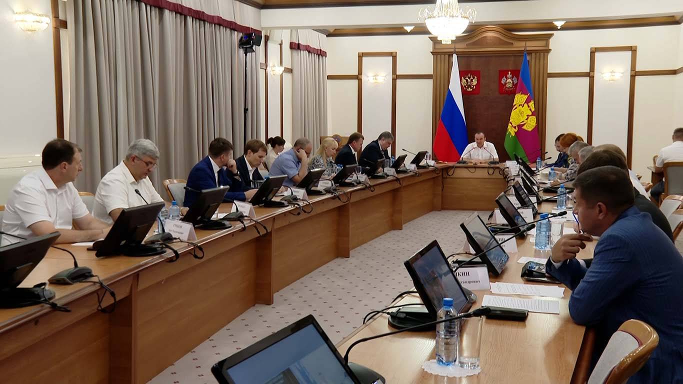 Кондратьев поручил оперативно устранить последствия подтоплений на Кубани