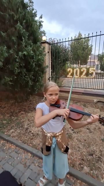 Лора Бронская