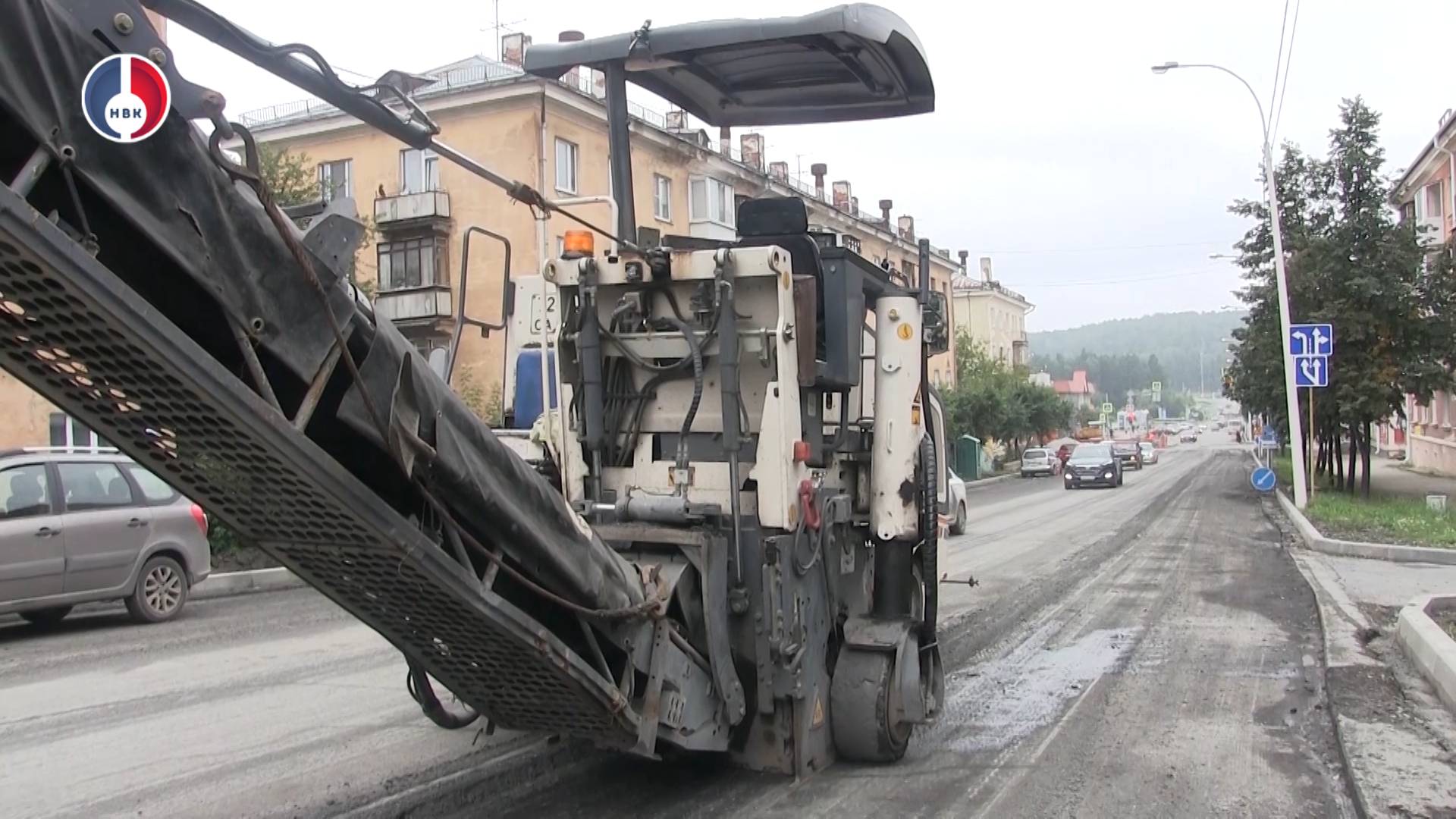 Работа Дорожно-коммунальной службы на улице Свердлова