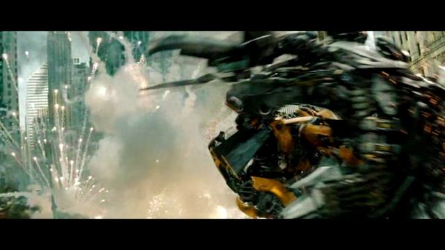 Из фильма " Трансформеры 3: Тёмная сторона Луны" (2011)