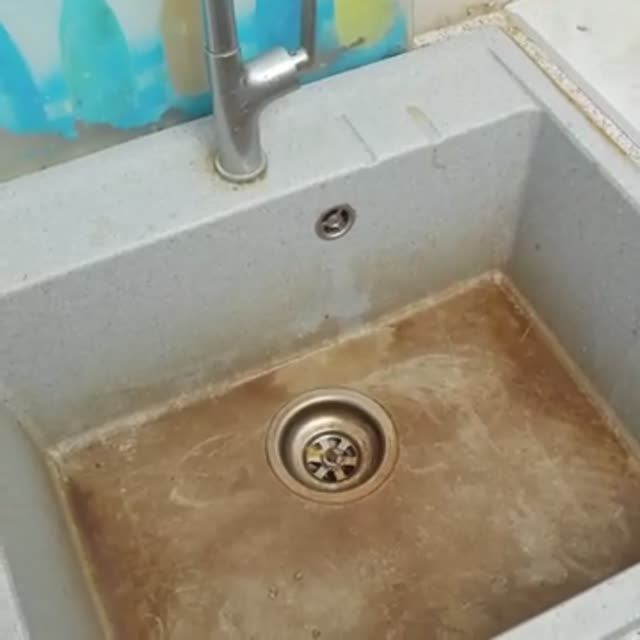 Trio-gel - отмываем каменную раковину.