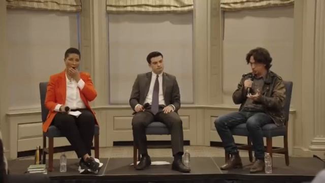 Кертис Ярвин против профессора Даниэль Аллен Дебаты о демократии в Гарвардском факультетском к