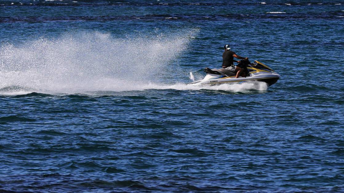 Удар пришелся прямо в голову: мужчина погиб после наезда гидроцикла в Приморье