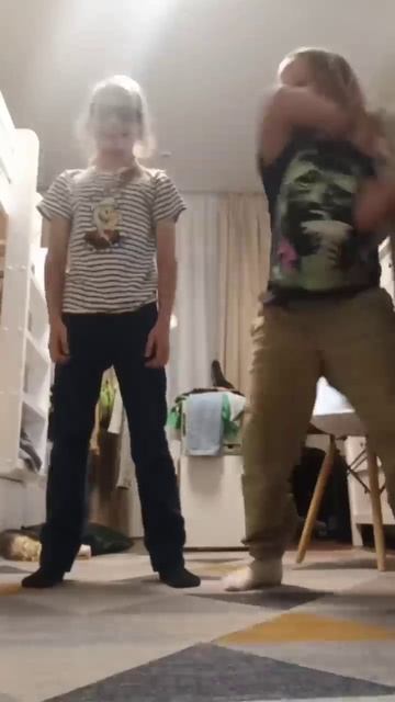 ЗАПУСКАЕМ РУБРИКУ "СМЕШНОЙ ВЫДУМАННЫЙ ШОРТС"                               **ПОПРОБУЙ НЕ СМЕЯТЬСЯ!**