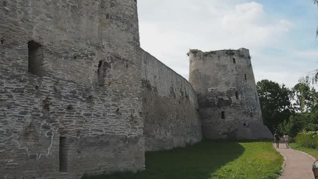 Изборск (Россия) - старинная крепость.