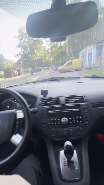 Форд с Макс 2 литра автомат