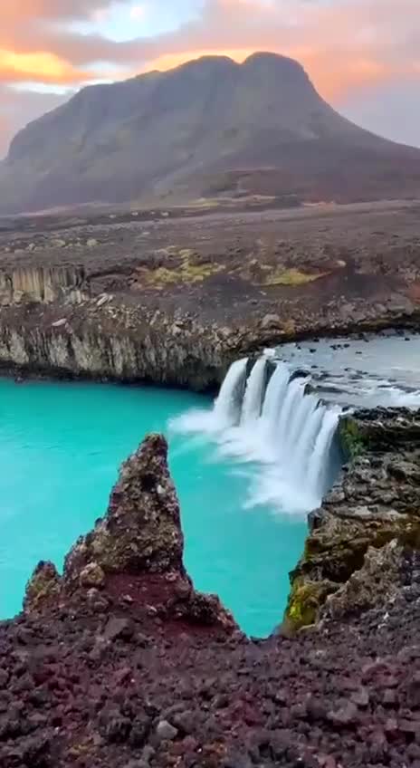 📍Тьоувафосс, Исландия. 🇮🇸