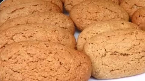 🍞 ОВСЯНОЕ ПЕЧЕНЬЕ без муки с орехами