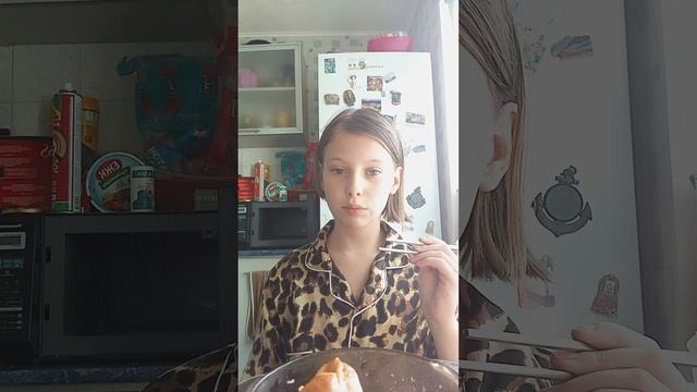 алло подписчики взаимная подписка Я кушаю пельмешки палочками