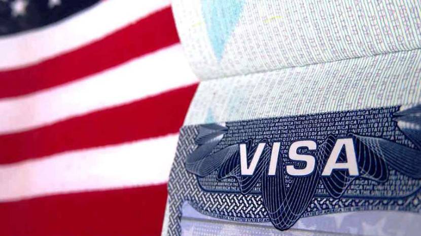 В США запустили программу выдачи виз под залог до $15 тыс.