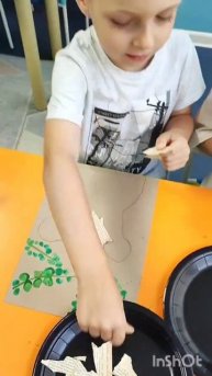 Коала. Аппликация из газетных страниц. Очень стильная поделка