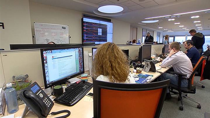 Индекс Мосбиржи ускорил рост и превысил 2 800 пунктов впервые с 25 июля