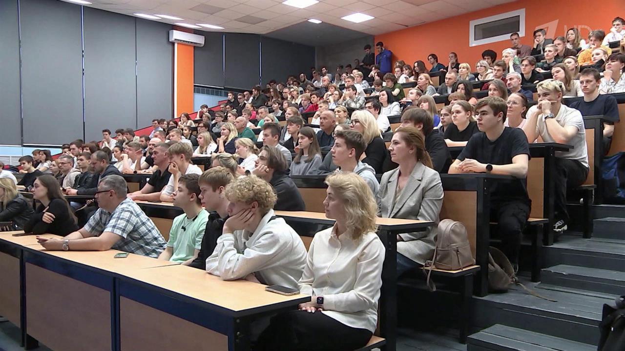 Среди абитуриентов вузов самыми популярными стали инженерные и IT-специальности