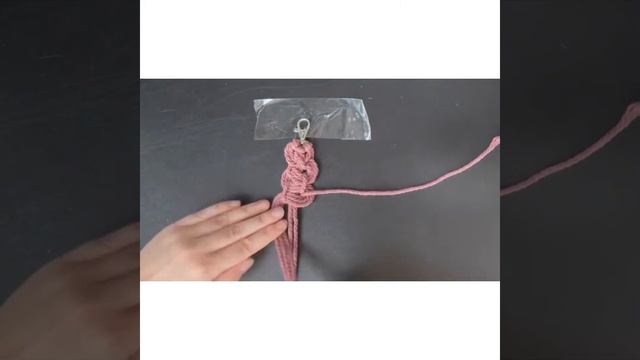 Брелок в технике макраме за 5 минут