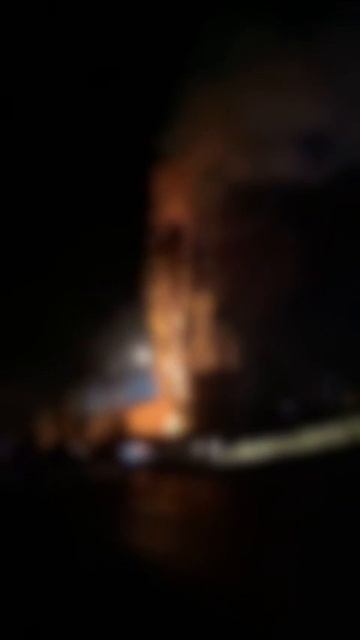 Этой ночью железнодорожная станция загорелась под Ростовом на фоне атаки БПЛА.