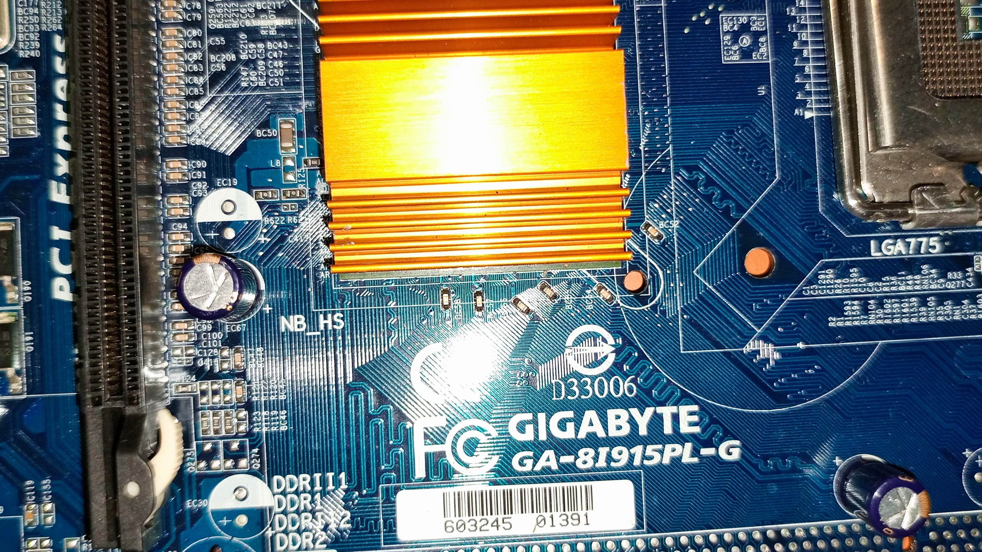 Материнская плата gigabyte ga-8I915pl-g