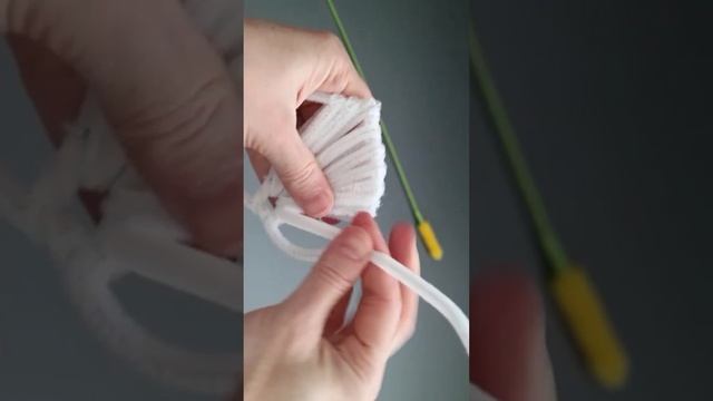 Каллы из синельной проволоки.
