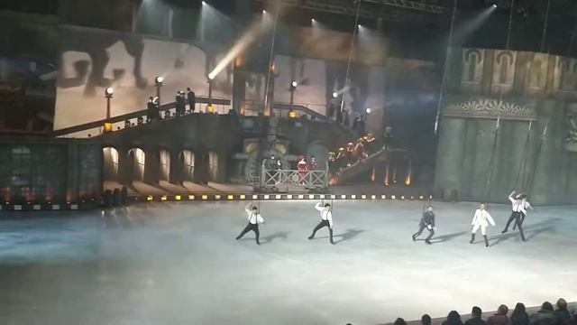 The horses running in the show of A. Karenina