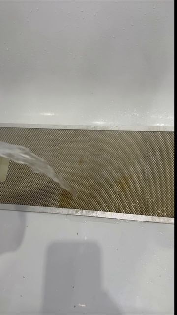 Чистим вытяжку