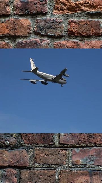 США направили самолет к российским ядерным базам