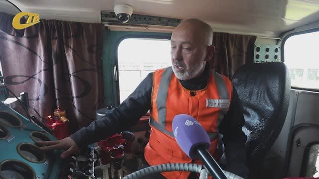 МАШИНИСТУ УЖДТ МГОКА ИГОРЮ ХАРСЕЕВУ ПРИСВОЕНО ЗВАНИЕ ЗАСЛУЖЕННОГО РАБОТНИКА ТРАНСПОРТА РОССИИ