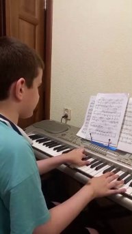 Музыка. 23 этюд Черни.