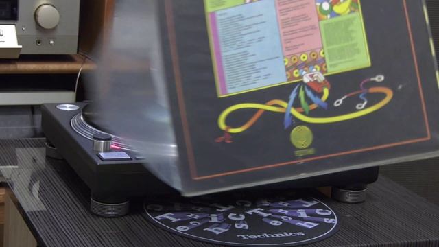 Technics SL-1200 MK4