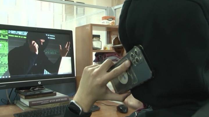 "Известия": мошенники используют тему виртуальных совещаний