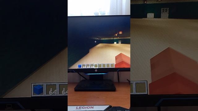 я построил игру прятки из игры кальмара в Майнкрафте