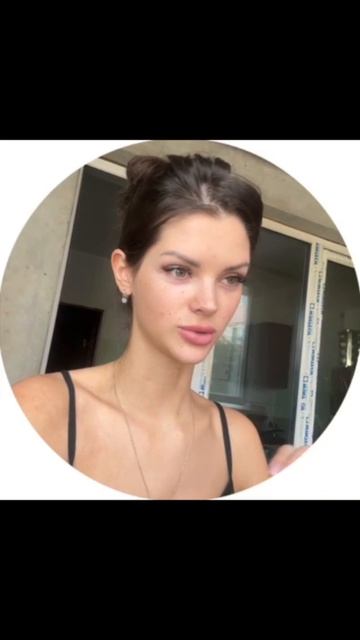 Аннушке сложно дается жить на новой территории где она не единственная хозяйка, да и не хозяйка вооб