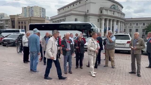 Свердловские кадеты. Построение и марш через 50 лет Св СВУ. г. Екатеринбург. (11)