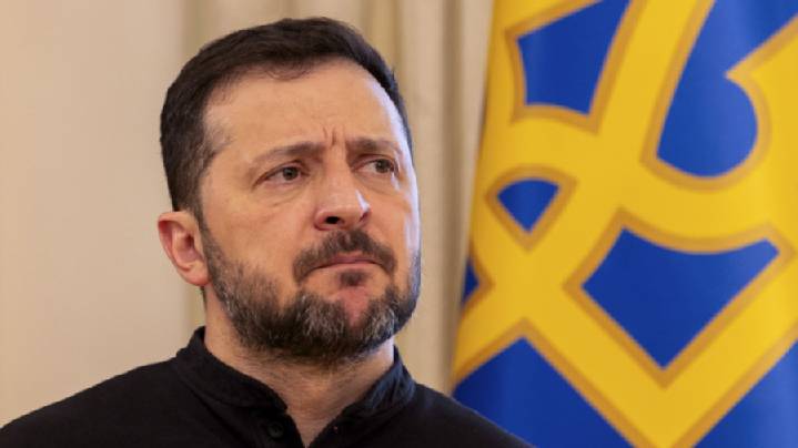 Богданов: остановка конфликта на Украине требует ухода Зеленского и его шайки