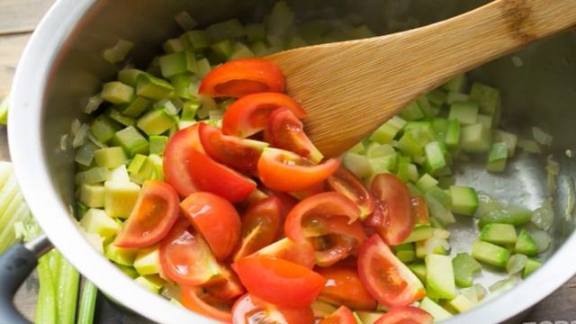 Итальянский суп Минестроне