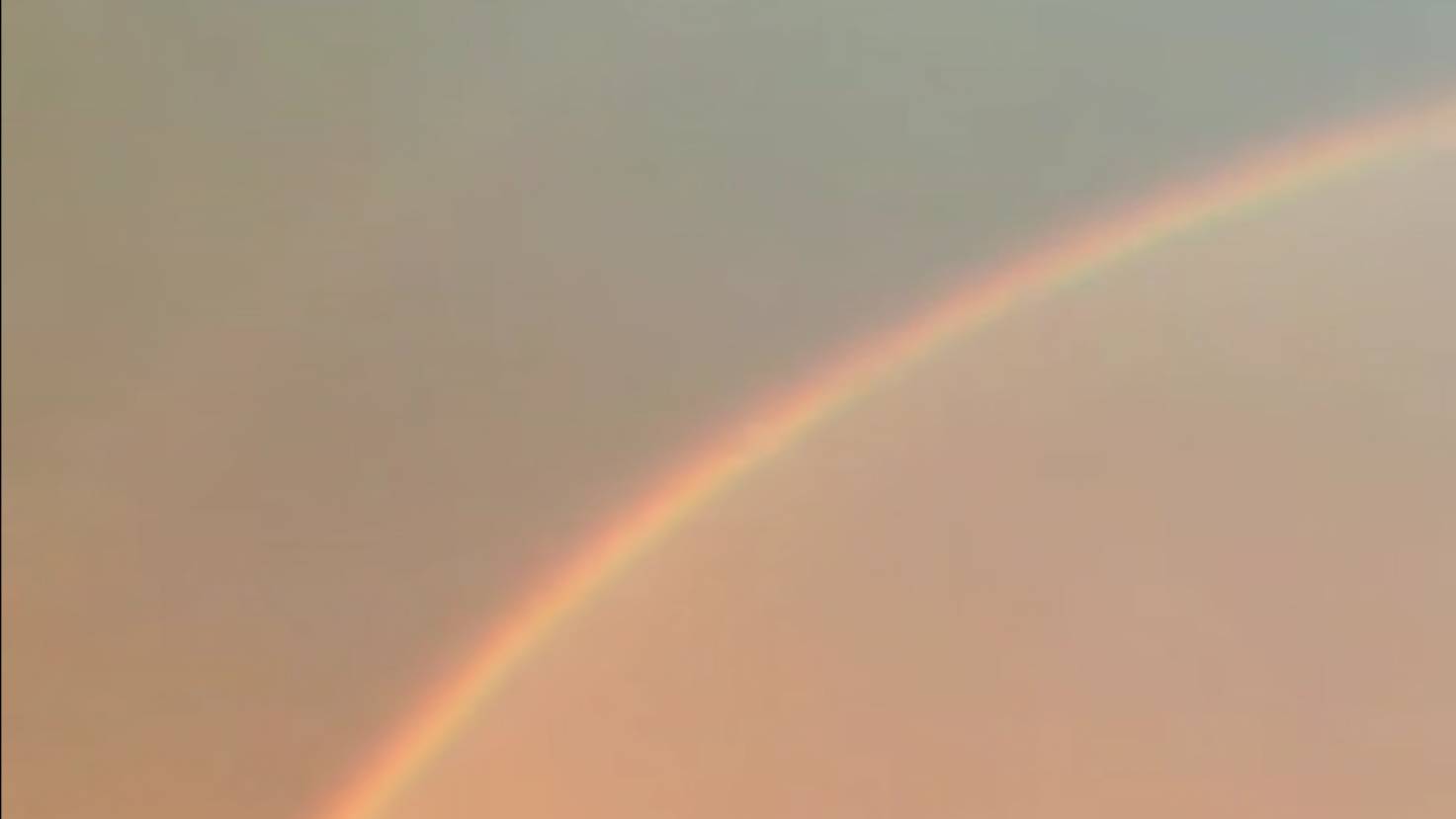 Радуга и гроза на закате! Штат Южная Дакота, США