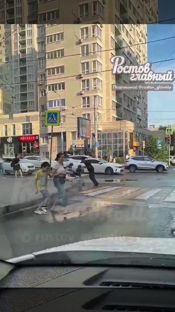 Друг в беде не бросит.