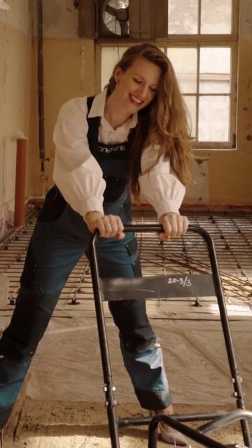 ВОЛЬТ-СПБ поздравляет с Днём строителя! 🏗🎉