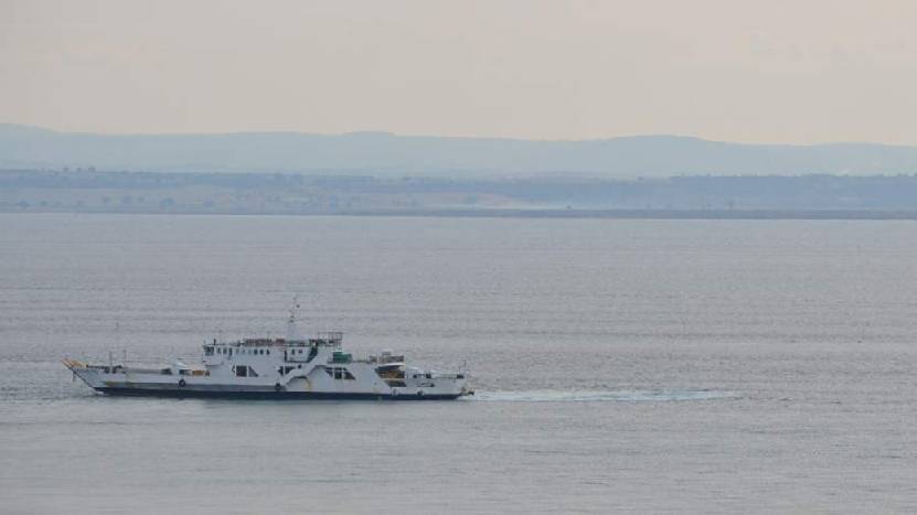 Cудоходство в проливе Дарданеллы приостановили из-за природных пожаров