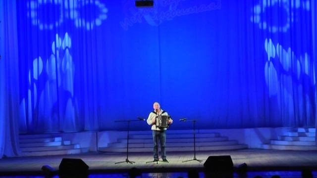 Охальник Михаил Ерасёв в Шахунье. Две песни