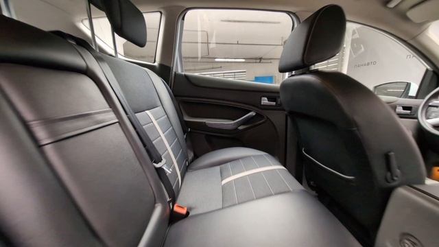 Ford Kuga 2.5 AT (200 л.с.) 4WD